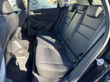 BMW 218d — photo 7