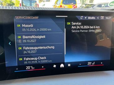BMW 218d — photo 23