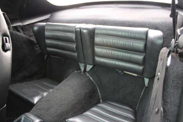 Porsche 964 CARRERA 4 — photo 10