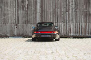 Porsche 993 Carrera 2 — photo 4