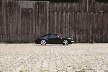 Porsche 993 Carrera 2 — photo 8