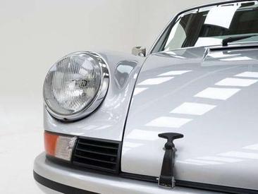 Porsche 964 CARRERA 4 — photo 10