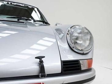 Porsche 964 CARRERA 4 — photo 11