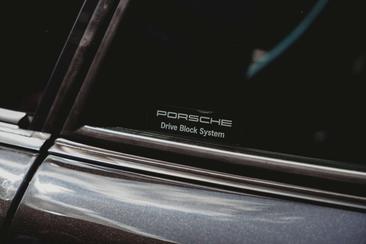 Porsche 993 Carrera 2 — photo 10