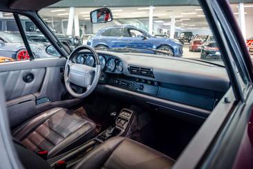 Porsche 964 CARRERA 4 — photo 12