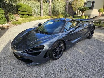 McLaren 720S — photo 2