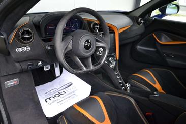 McLaren 720S — photo 27