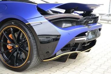 McLaren 720S — photo 30
