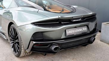 McLaren GT — photo 13
