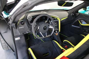 McLaren 750S — photo 10