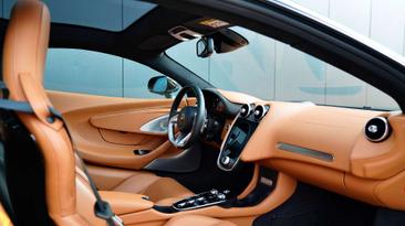 McLaren GT — photo 29