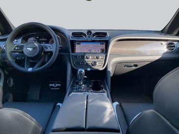 Bentley Bentayga V8 Speed — photo 5