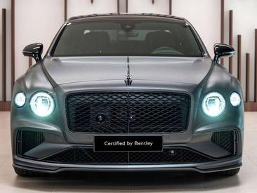 Bentley Flying Spur V8 Hybrid — photo 2