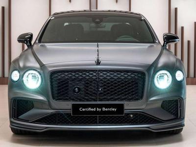 Bentley Flying Spur V8 Hybrid