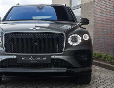 Bentley Bentayga V6 Hybrid Mulliner — photo 12