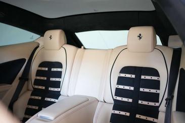 Ferrari FF — photo 13