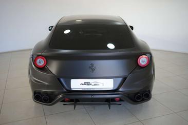 Ferrari FF — photo 23