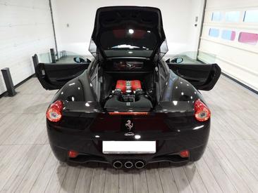 Ferrari 458 Italia — photo 10