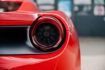 Ferrari 488 — photo 14