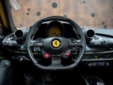 Ferrari F8 Spider — photo 18