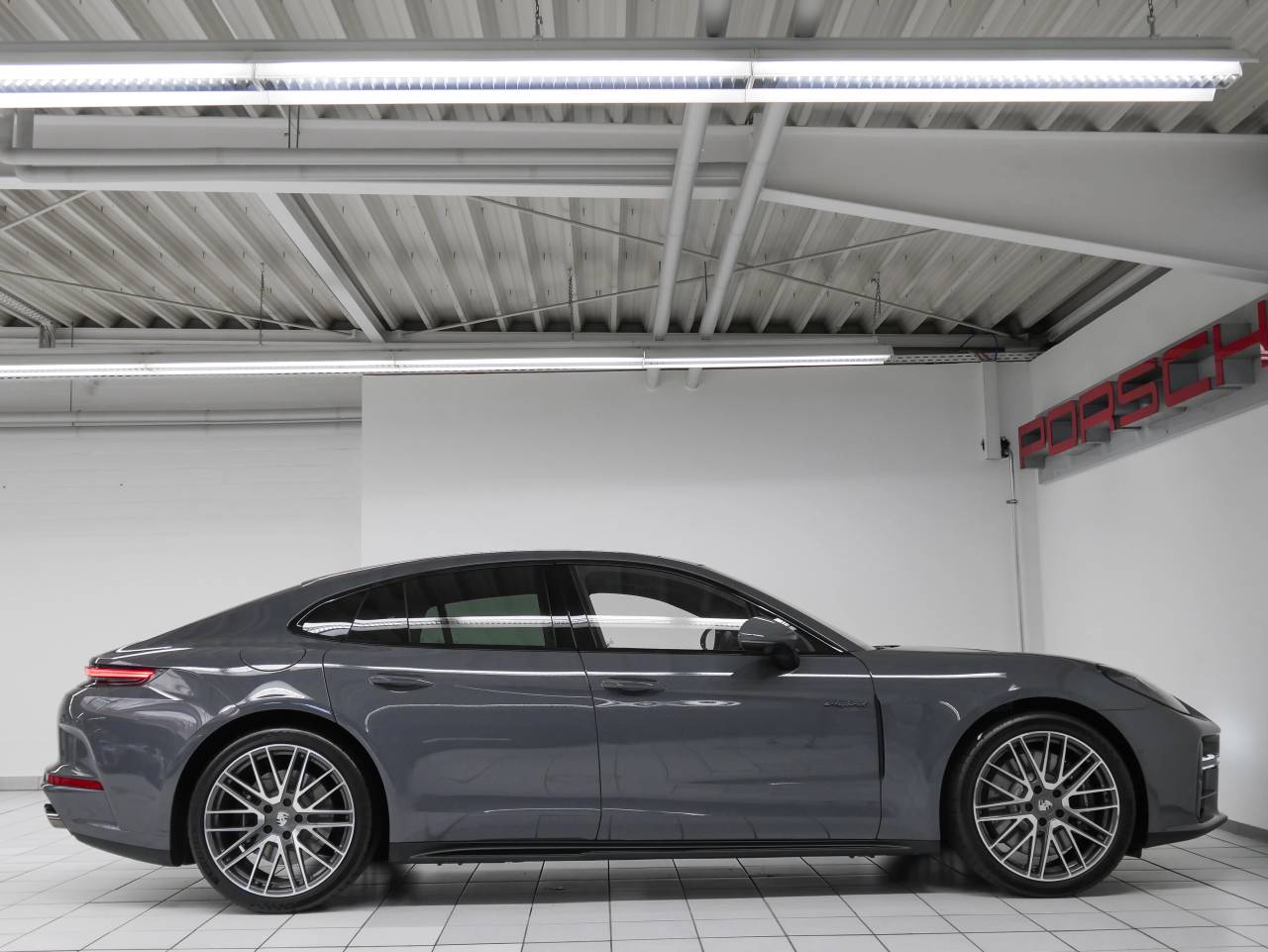 Porsche Panamera III 4S E-Hybrid - 2025 - Joinsteer - #6