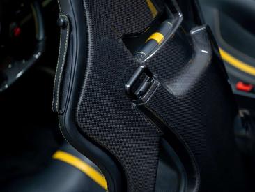 Ferrari F8 Spider — photo 28