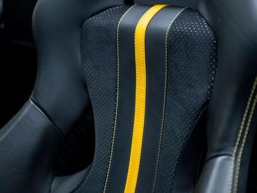 Ferrari F8 Spider — photo 29