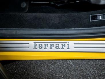 Ferrari F8 Spider — photo 35
