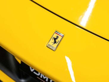 Ferrari F8 Spider — photo 41