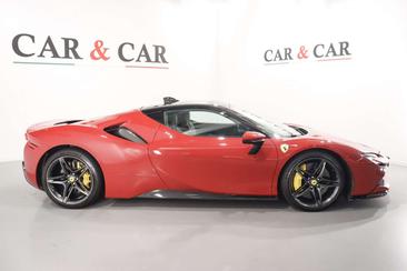 Ferrari SF90 Stradale — photo 6
