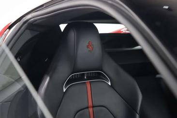 Ferrari SF90 Stradale — photo 9
