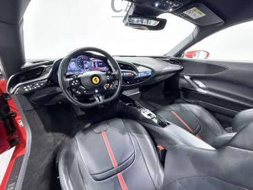 Ferrari SF90 Stradale — photo 12