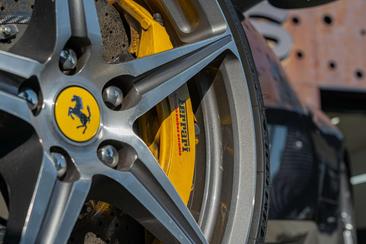 Ferrari 458 Italia — photo 10