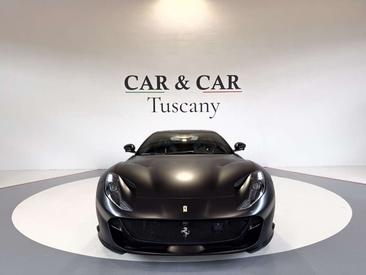 Ferrari 812 Superfast — photo 3