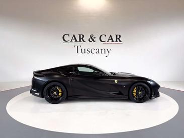 Ferrari 812 Superfast — photo 5