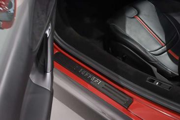 Ferrari SF90 Stradale — photo 18