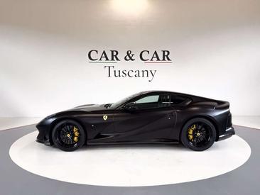 Ferrari 812 Superfast — photo 6