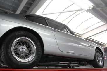 Ferrari 250 GTE — photo 7