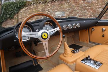 Ferrari 250 GT — photo 8