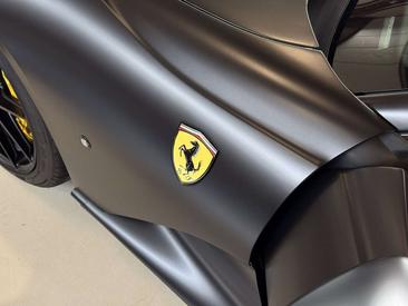 Ferrari 812 Superfast — photo 9