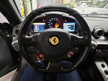 Ferrari F12 Berlinetta — photo 16