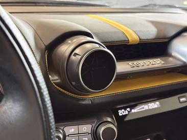 Ferrari 812 Superfast — photo 20