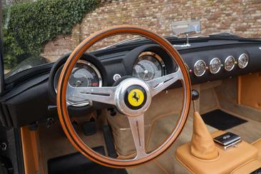 Ferrari 250 GT — photo 28