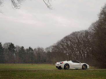 Ferrari 458 Spider — photo 16