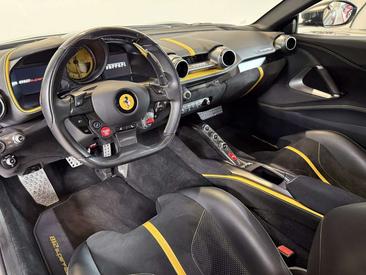 Ferrari 812 Superfast — photo 33