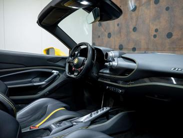 Ferrari F8 Spider — photo 16
