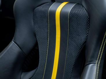 Ferrari F8 Spider — photo 22