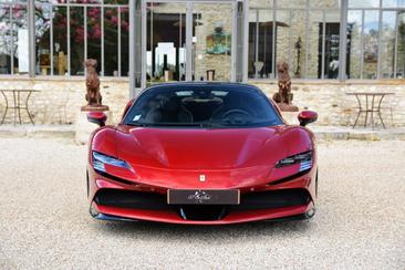 Ferrari SF90 Stradale — photo 16