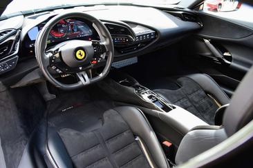 Ferrari SF90 Stradale — photo 23