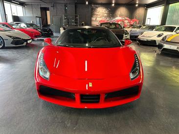 Ferrari 488 — photo 4